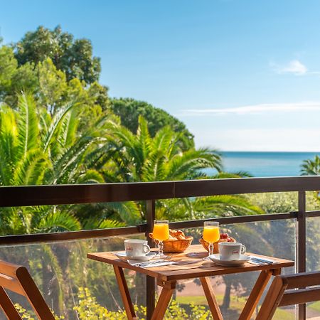Hotel Bahia Вилньов Любе Екстериор снимка