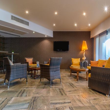 Hotel Bahia Вилньов Любе Екстериор снимка
