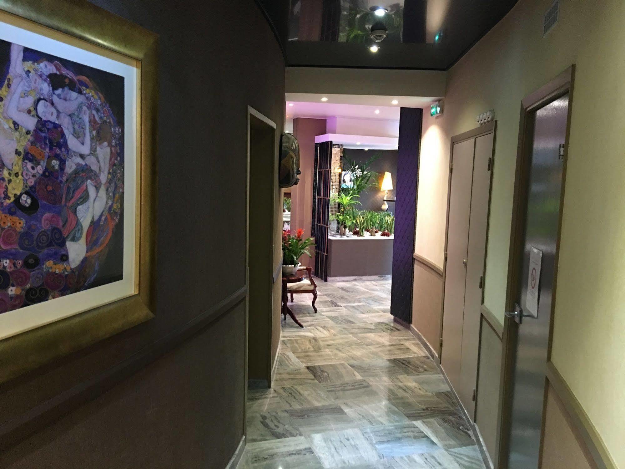 Hotel Bahia Вилньов Любе Екстериор снимка