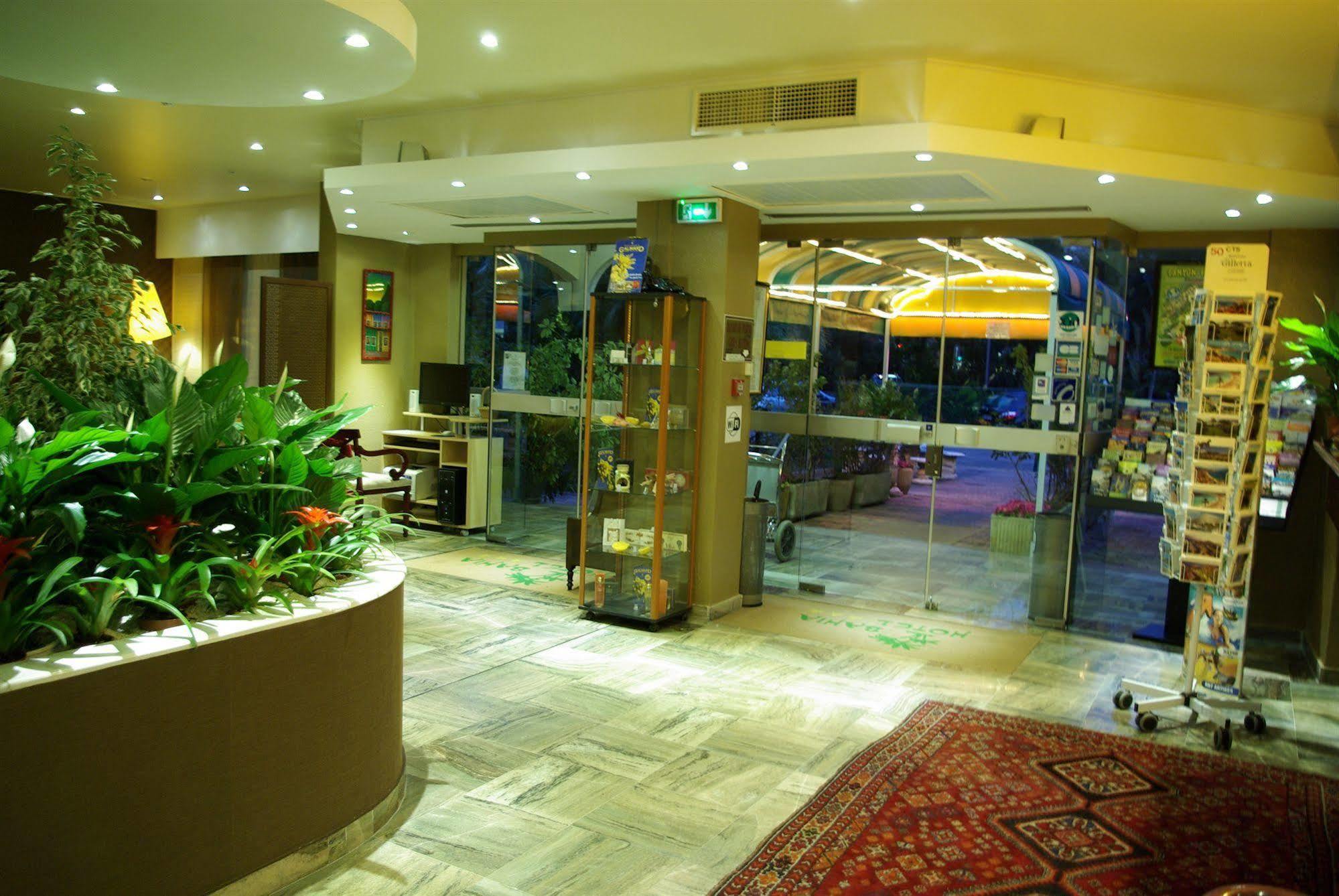 Hotel Bahia Вилньов Любе Екстериор снимка